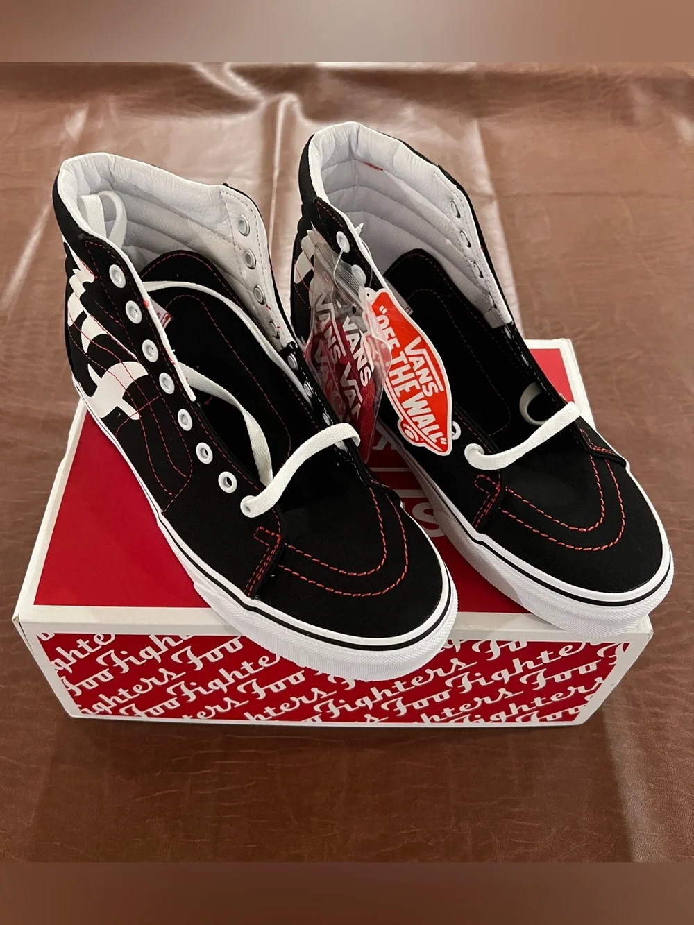 NIB Vans Sk8-Hi x Foo Fighters High Top Canvas Sneakers Black/White/Red US 8